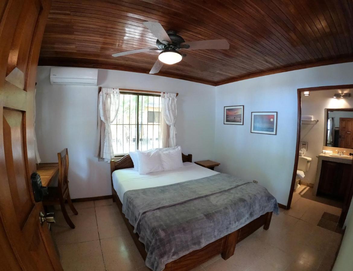 Casa Cecilia Beach Front Playa Santa Teresa  Экстерьер фото