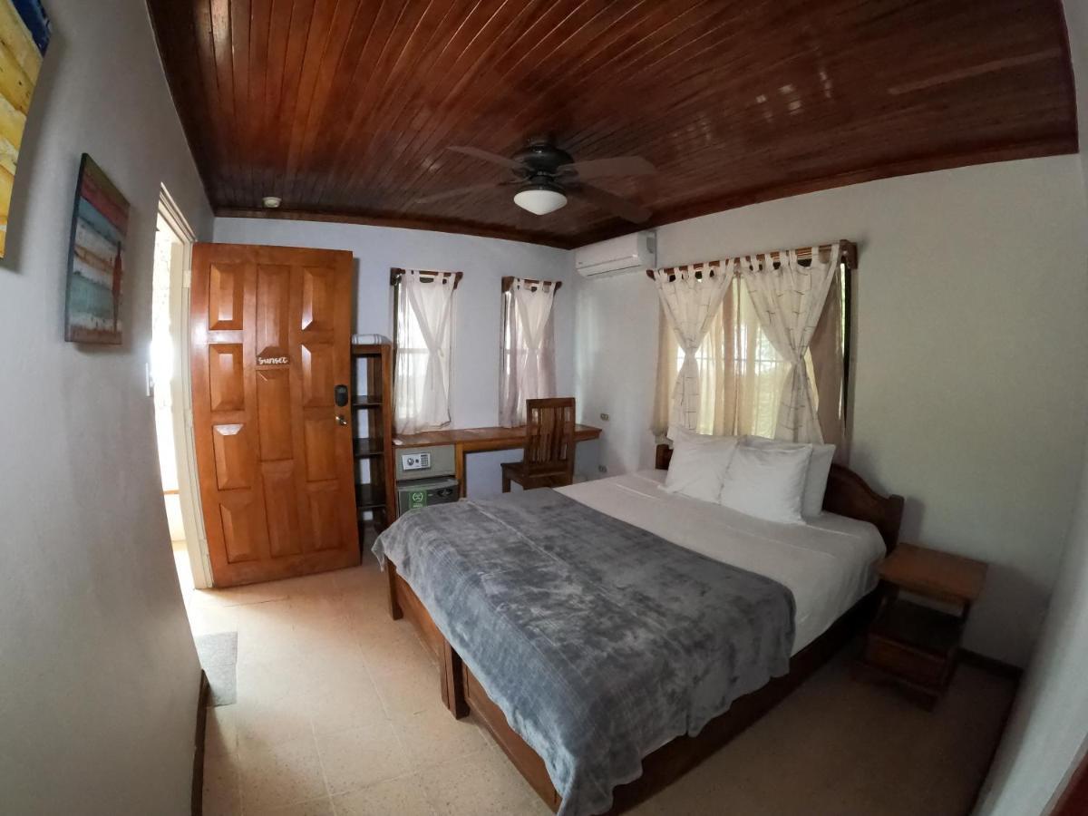 Casa Cecilia Beach Front Playa Santa Teresa  Экстерьер фото